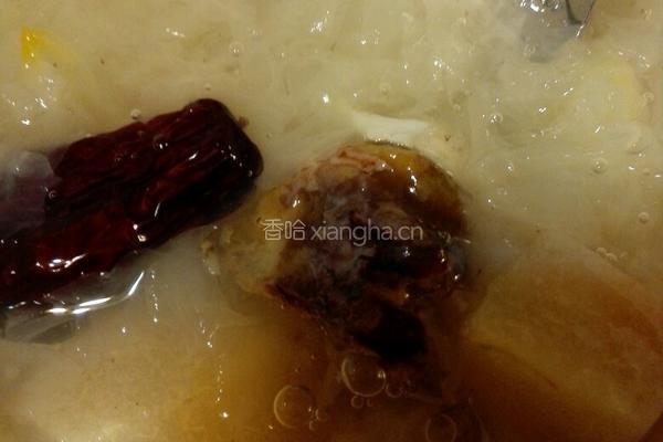 银耳粥的做法图解2