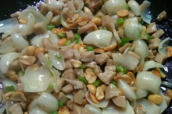 花生白合肉丁的做法图解4