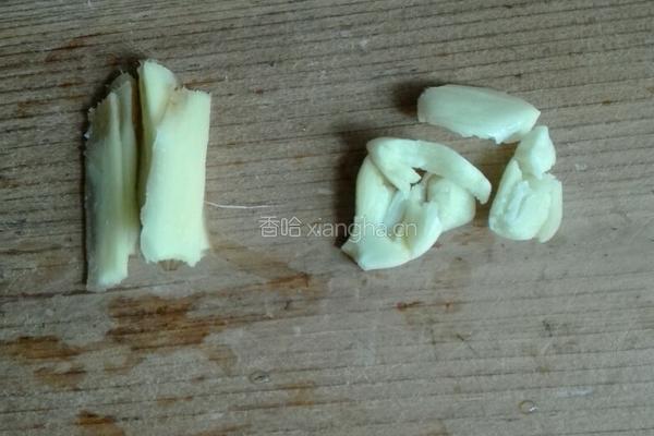 小炒鱼的做法图解3