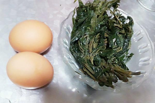 春芽鸡蛋的做法图解1