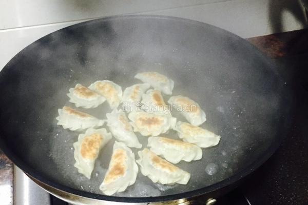 芹菜煎饺的做法图解16