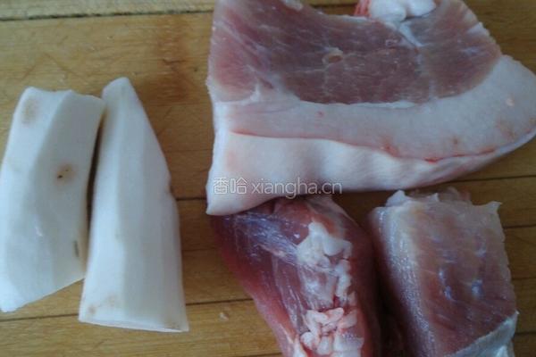 长豆角山药炖猪肉的做法图解1