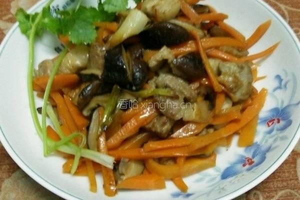 香菇炒红罗卜的做法图解5