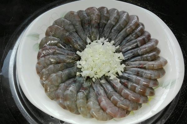 蒜蓉豉油蒸虾的做法图解7