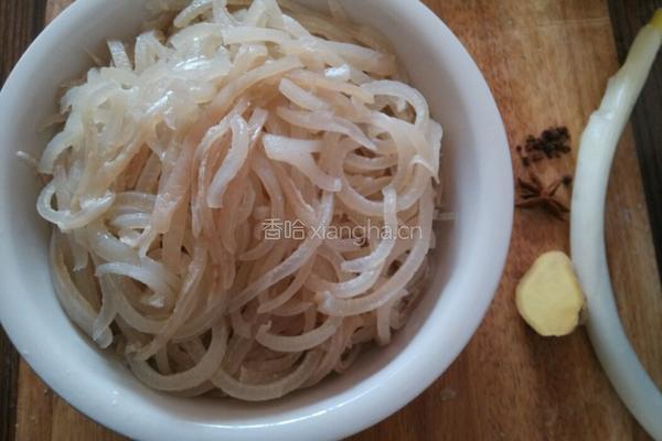 水晶皮冻的做法图解2
