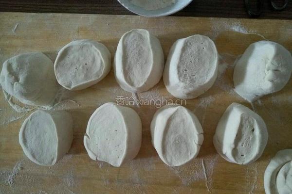 呛面馒头的做法图解4