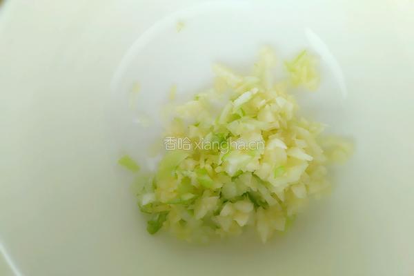皮蛋拌豆腐的做法图解3
