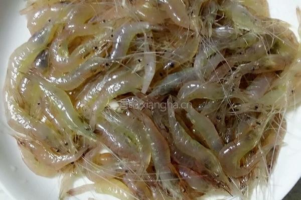 香辣小河虾的做法图解1