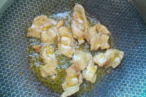 肉片西葫芦的做法图解2