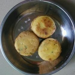红薯葱油饼的做法[图]