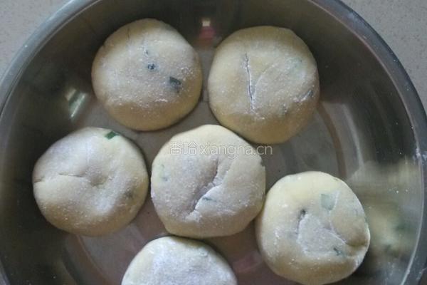 红薯葱油饼的做法图解4