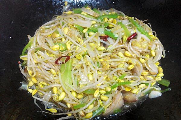蔬菜炒面的做法图解5