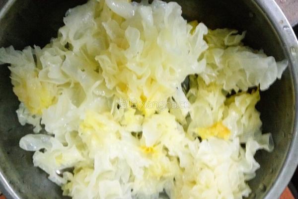 紫薯雪耳糖水的做法图解4