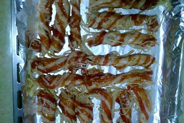 五花肉卷金针菇的做法图解3