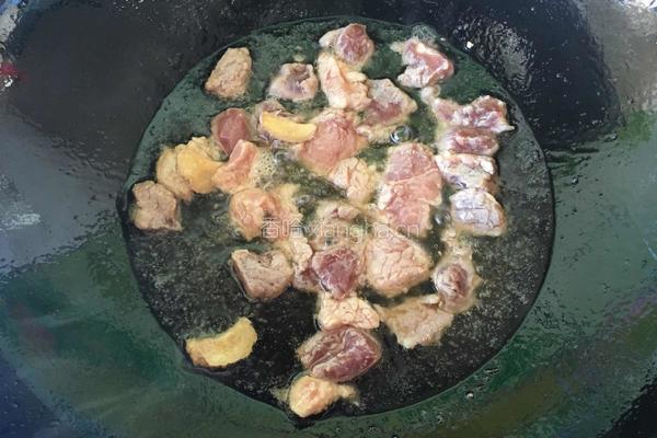 木耳炒山药的做法图解3