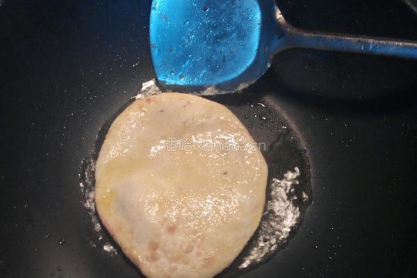 白菜馅烙饼的做法图解4