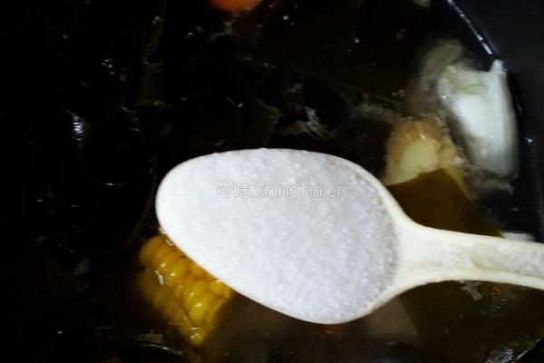海带排骨汤的做法图解8