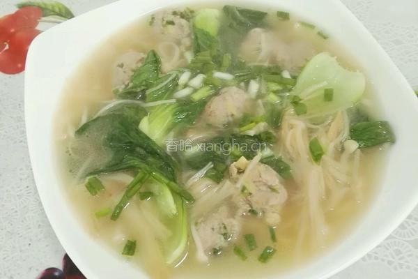 银针菇上海青肉丸汤的做法图解5