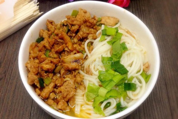 瘦肉热面汤的做法图解7