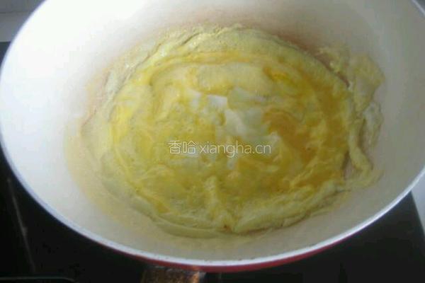 金针菇炒鸡蛋的做法图解4