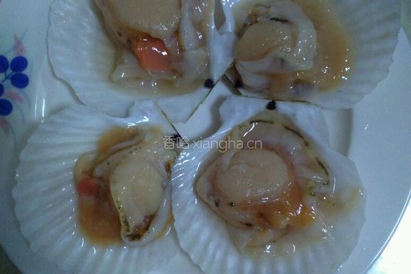蒜蓉粉丝蒸扇贝的做法图解1