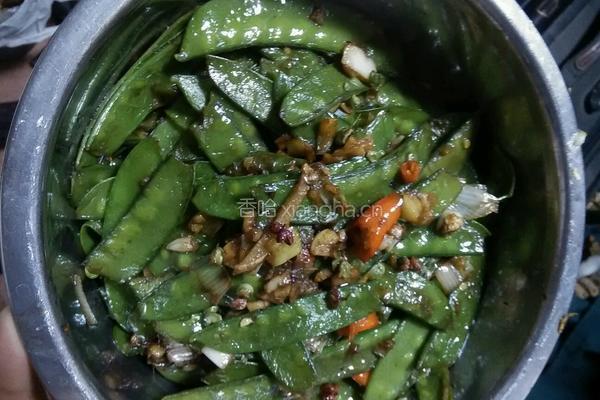 素炒荷兰豆的做法图解3