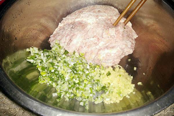 四喜丸子的做法图解3
