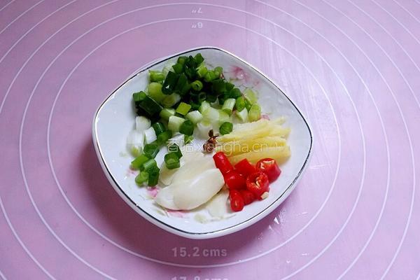 素炒黄豆芽的做法图解2