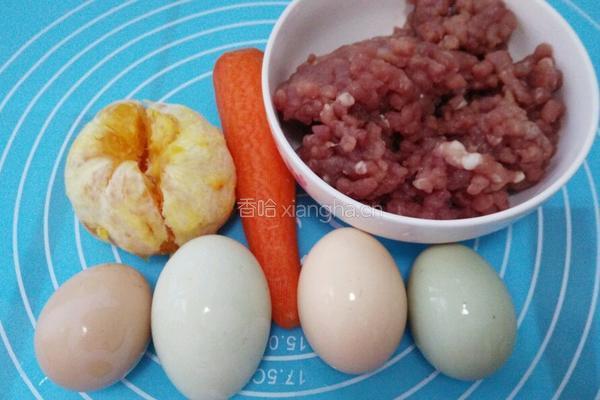 黄金鸡蛋肉卷的做法图解1