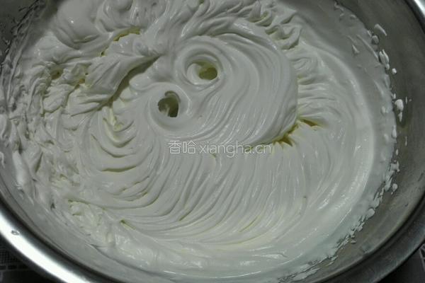 草莓奶油蛋糕的做法图解2