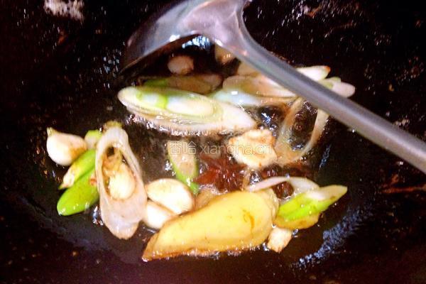 红烧带鱼烧豆腐的做法图解7