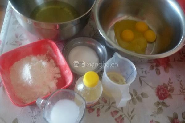 椰浆蛋糕的做法图解1