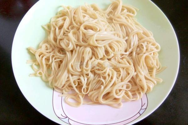 土豆丝盖浇面的做法图解4