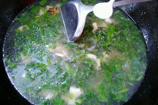 荠菜豆腐汤的做法图解10