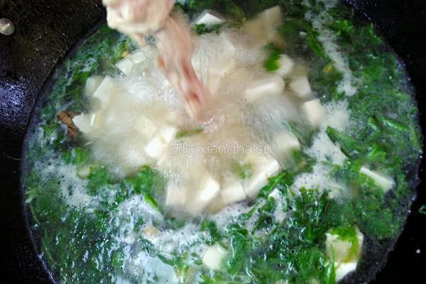 荠菜豆腐汤的做法图解12