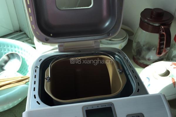 宝宝开心拍拍双色肉松（面包机版）的做法图解5