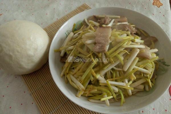 韭黄五花肉的做法图解4