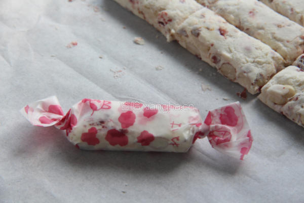 送礼佳品---DIY 手工牛轧糖 的做法图解12
