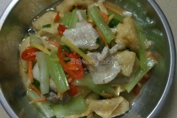 西芹炒干豆腐的做法图解4