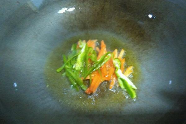 素炒包菜丝的做法图解3