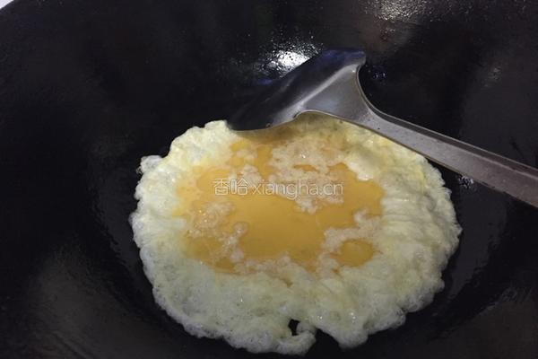 鸡蛋炒豆腐的做法图解3