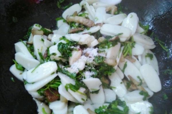 荠菜肉丝炒年糕的做法图解15