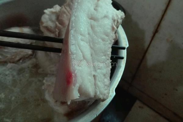 梅菜扣肉的做法图解3