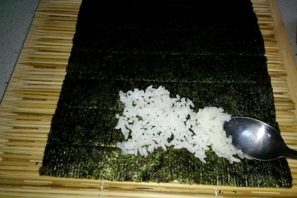 紫菜包饭的做法图解5