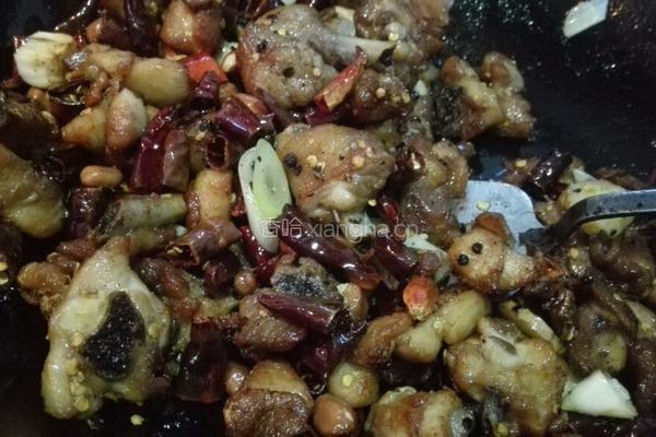 干煸辣子鸡的做法图解14