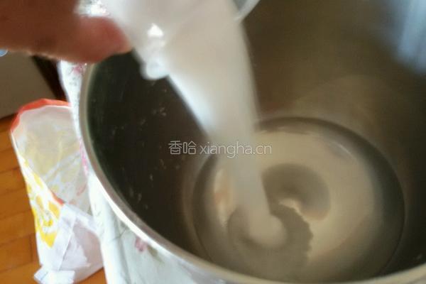 炸东北的套环的做法图解3
