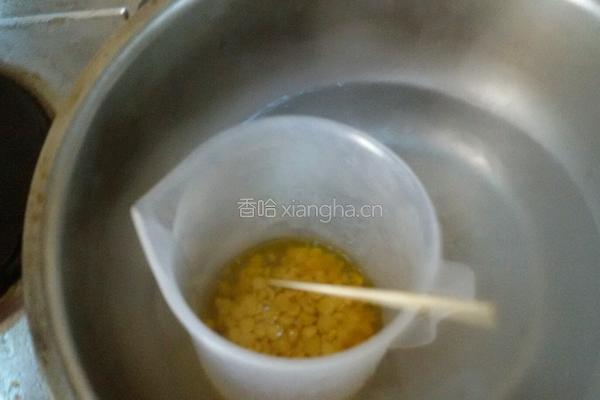 自制纯植物变色唇膏的做法图解2
