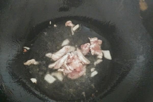 鱼香肉丝盖饭的做法图解2