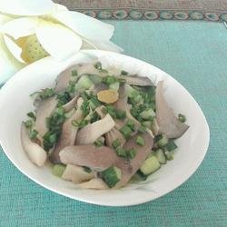 平菇炒黄瓜的做法[图]