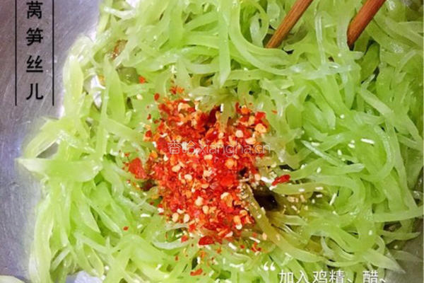 凉拌莴笋丝儿的做法图解4
